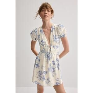 Reformation White Grady Dress Size 0 with Stains